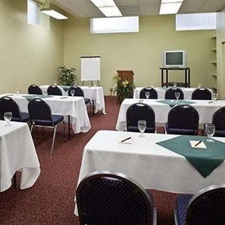 The Mark Spencer Hotel 